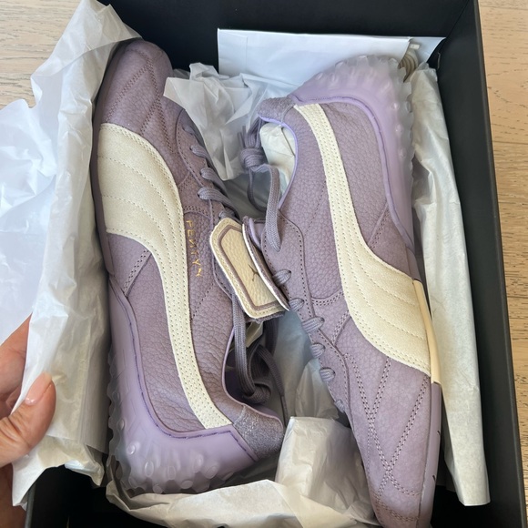 Puma AVANTI LS Women's Purple Sneakers MULTIPLE SIZES - Picture 2 of 13